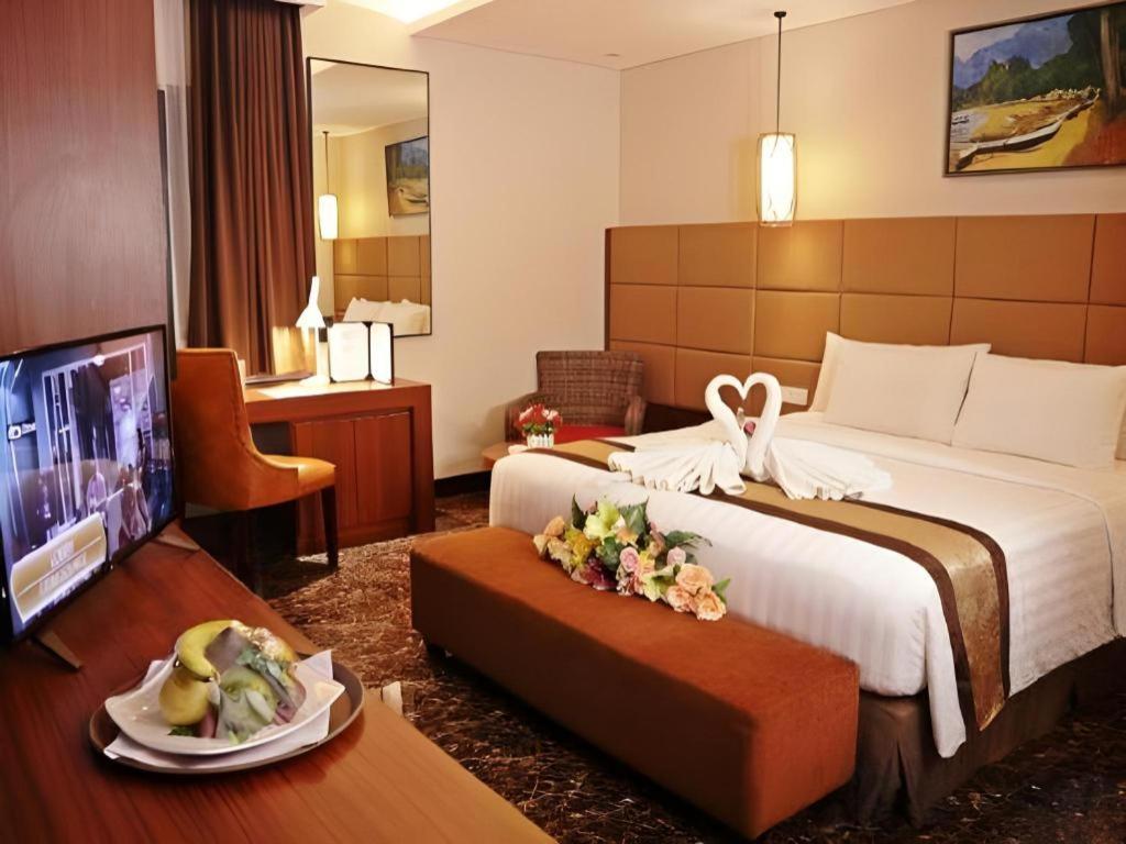 เอเทรียม พรีเมียร์ จิลาแก็ป Hotel ชีลาชัป ภายนอก รูปภาพ