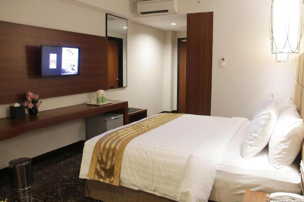 เอเทรียม พรีเมียร์ จิลาแก็ป Hotel ชีลาชัป ภายนอก รูปภาพ