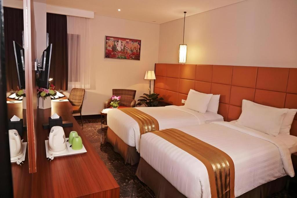 เอเทรียม พรีเมียร์ จิลาแก็ป Hotel ชีลาชัป ภายนอก รูปภาพ